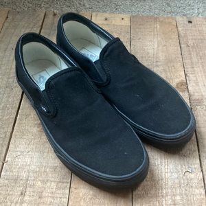 Black on black slip on Vans size 9